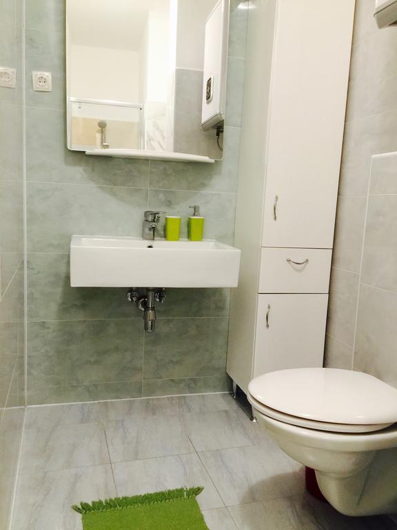 Apartment Dvorska ツリクヴェニツァ エクステリア 写真