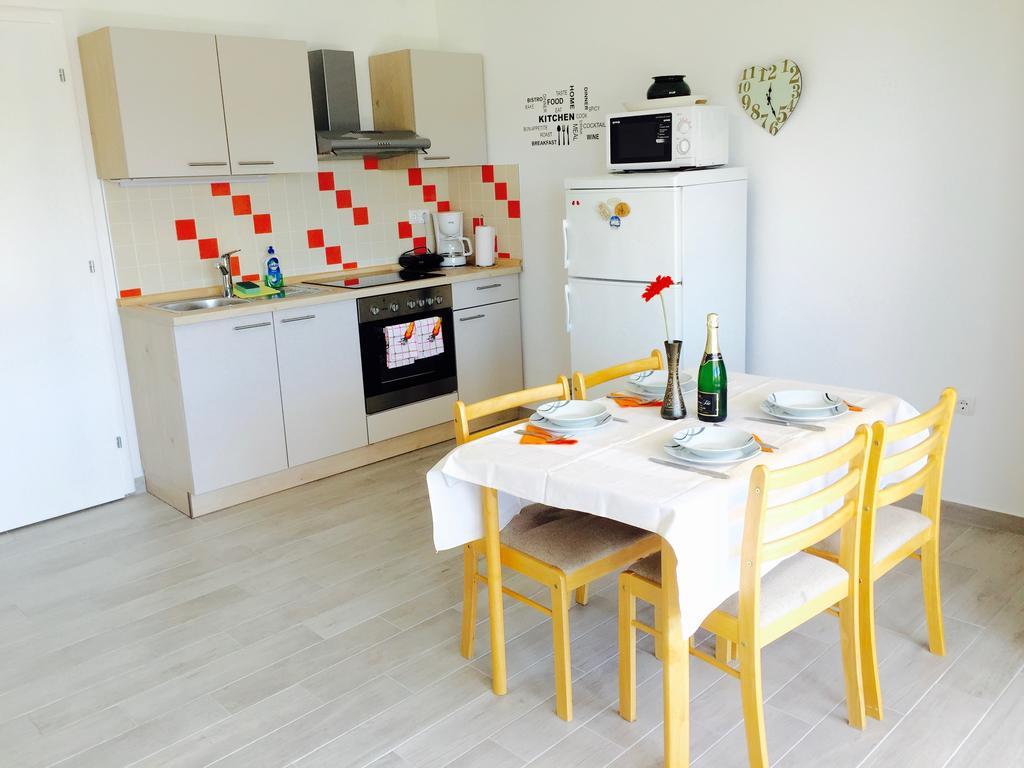 Apartment Dvorska ツリクヴェニツァ エクステリア 写真